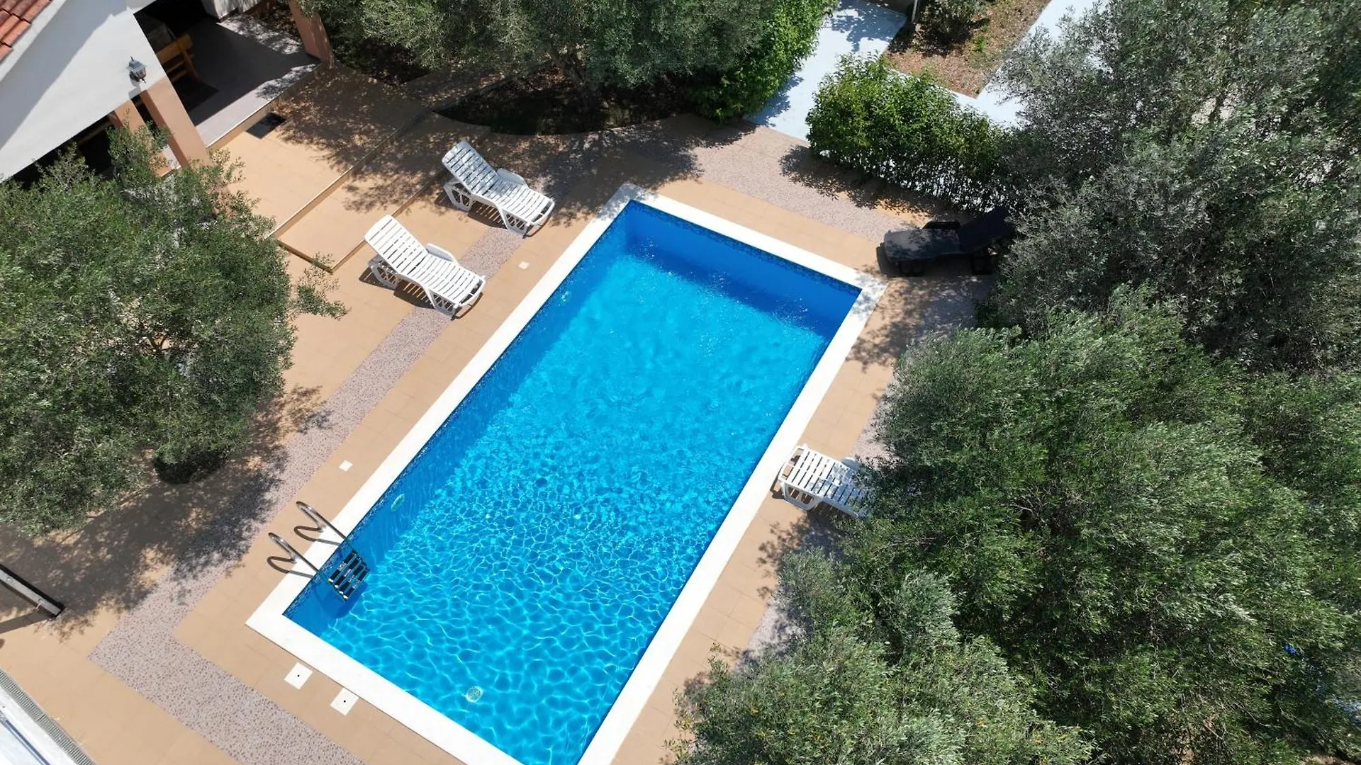 Sukošan Olive Oasis With Private Pool 아파트